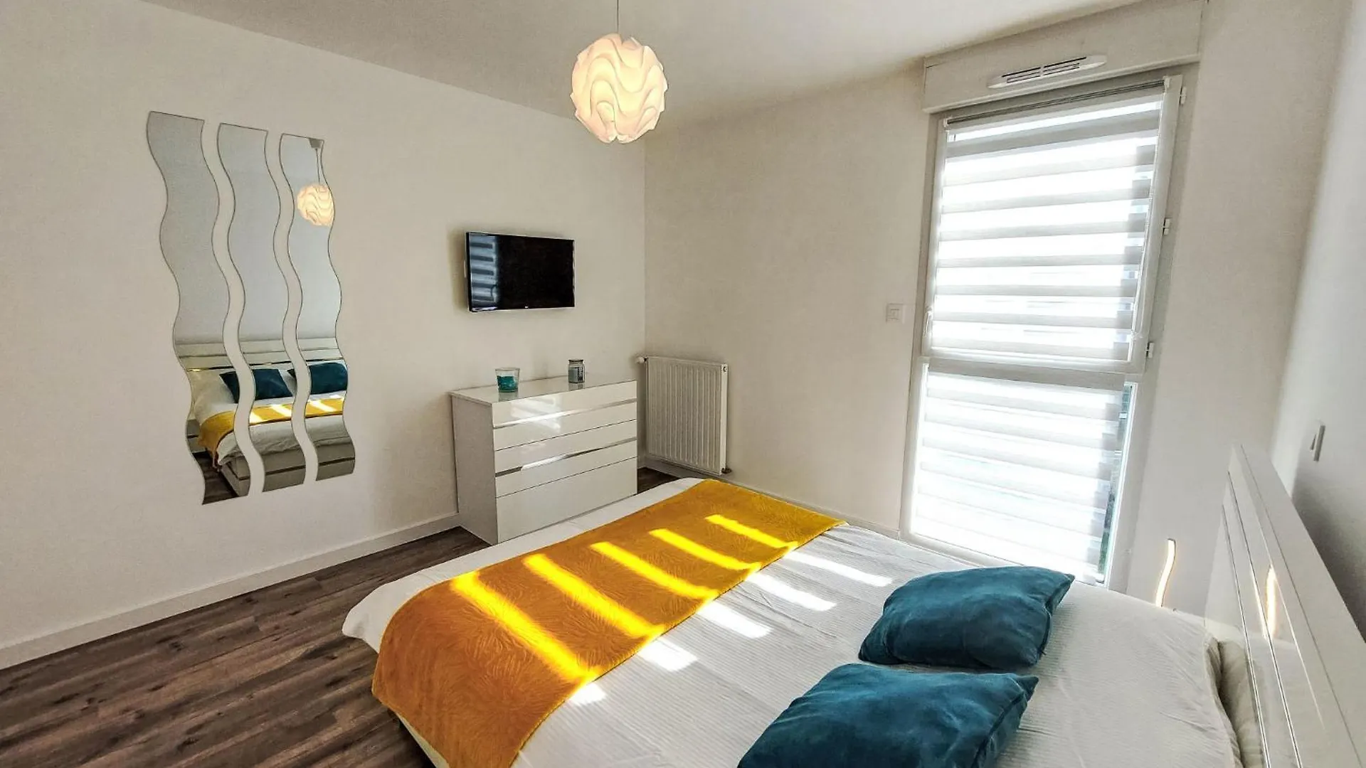 Apartment Grand Balcon- Piscine Et Proche Du Port By Interhome Arzon